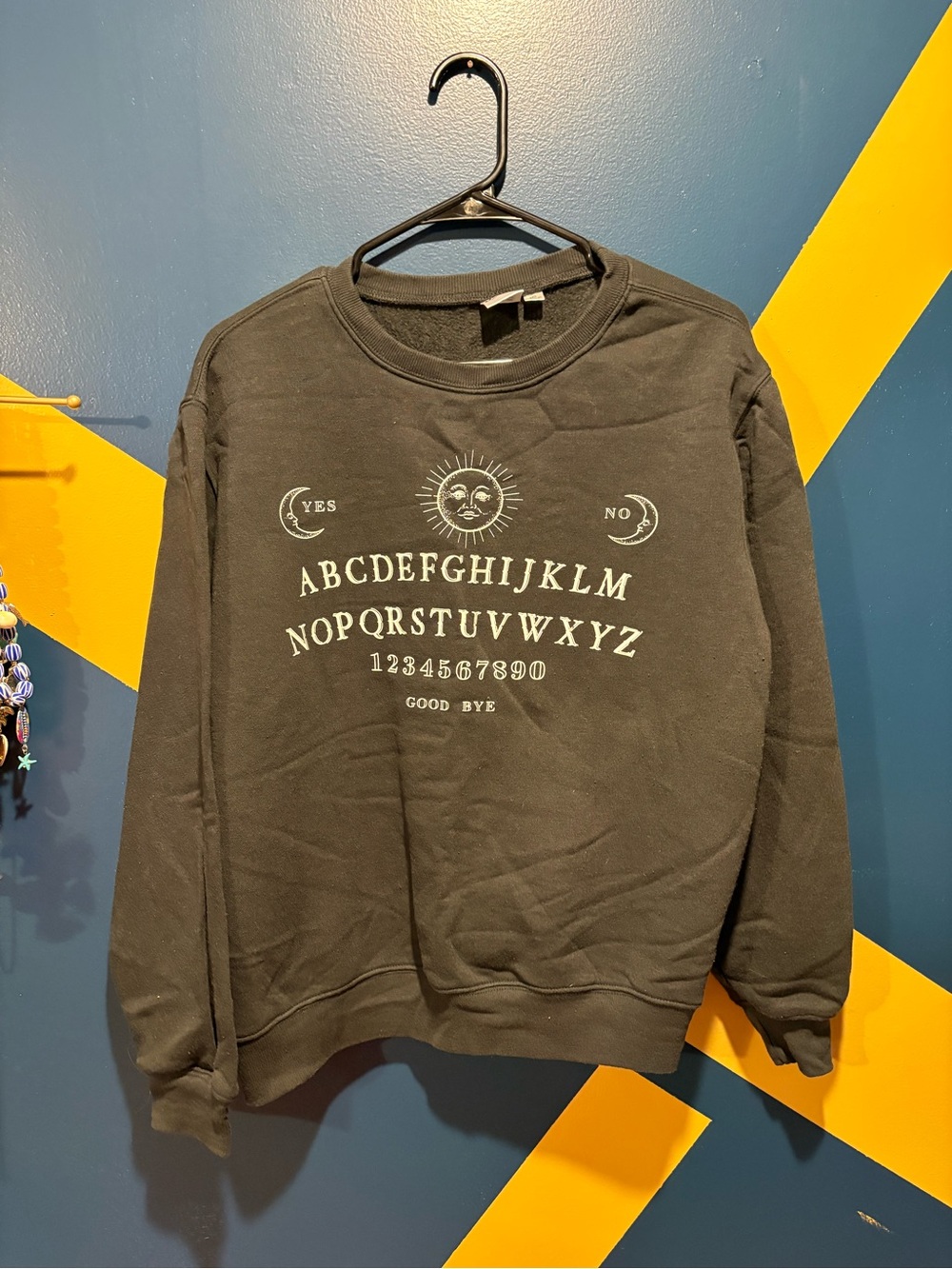 Ouija Board Dark Gray Crewneck Graphic Sweatshirt EUC